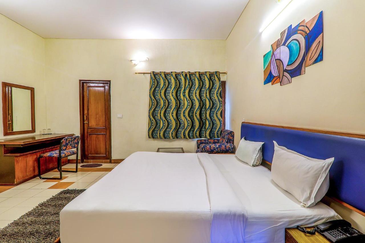 Hotel Executive Hasanganj Ngoại thất bức ảnh