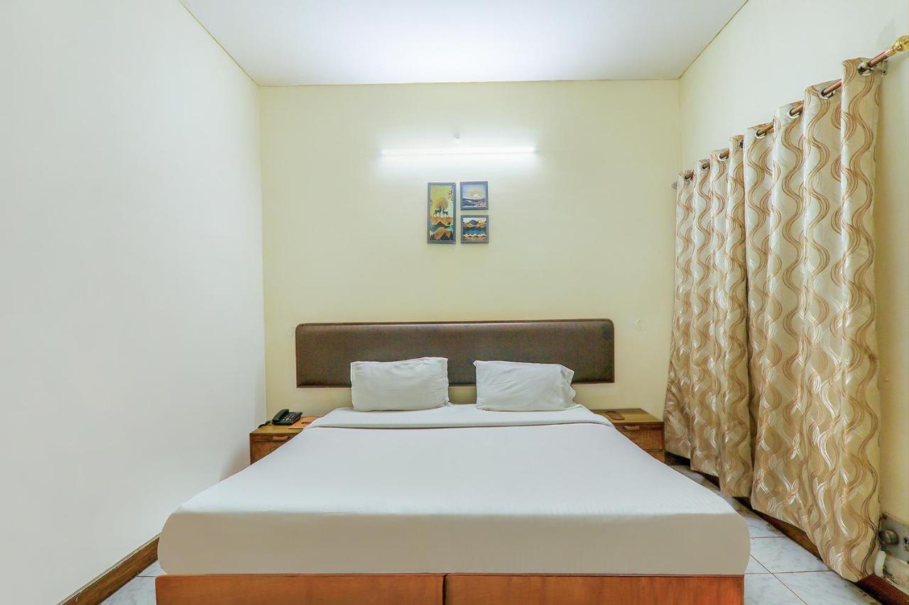 Hotel Executive Hasanganj Ngoại thất bức ảnh